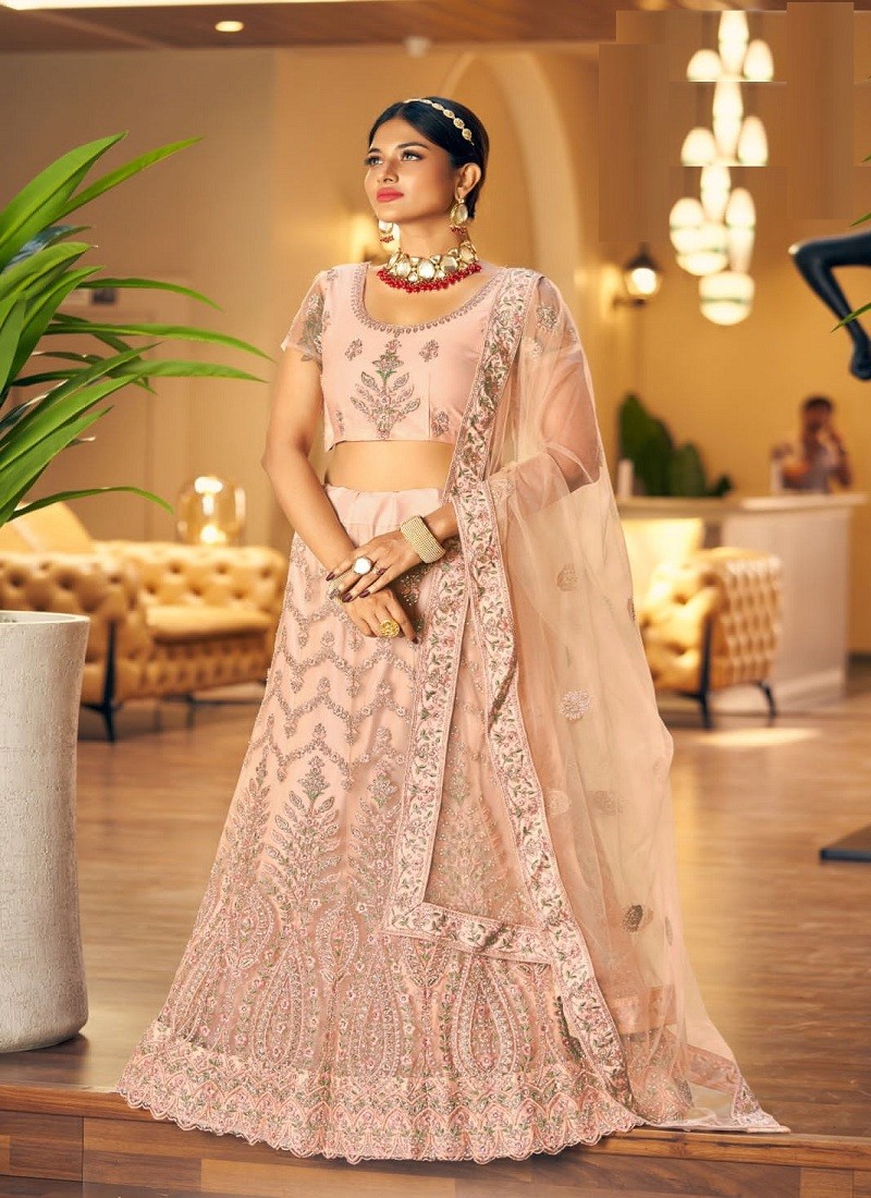 Cream and Pink Color Lehenga Choli For Bride | อินเดีย