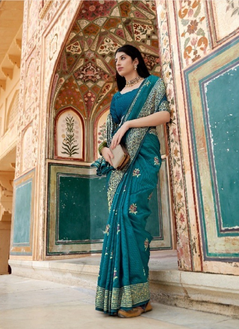 Types of Banarasi Sarees Trending In 2023 - KALKI Fashion Blog