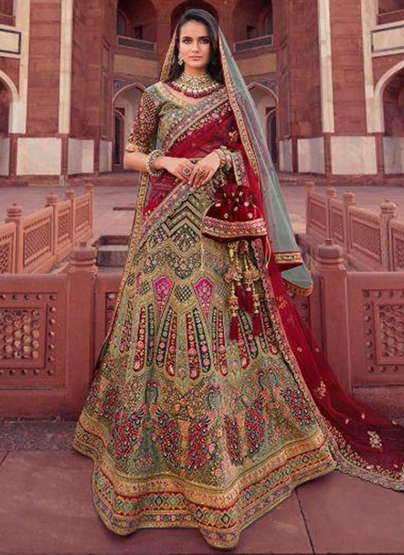 Get Designer Maroon Bridal Lehenga Choli Online at Ethnic Plus