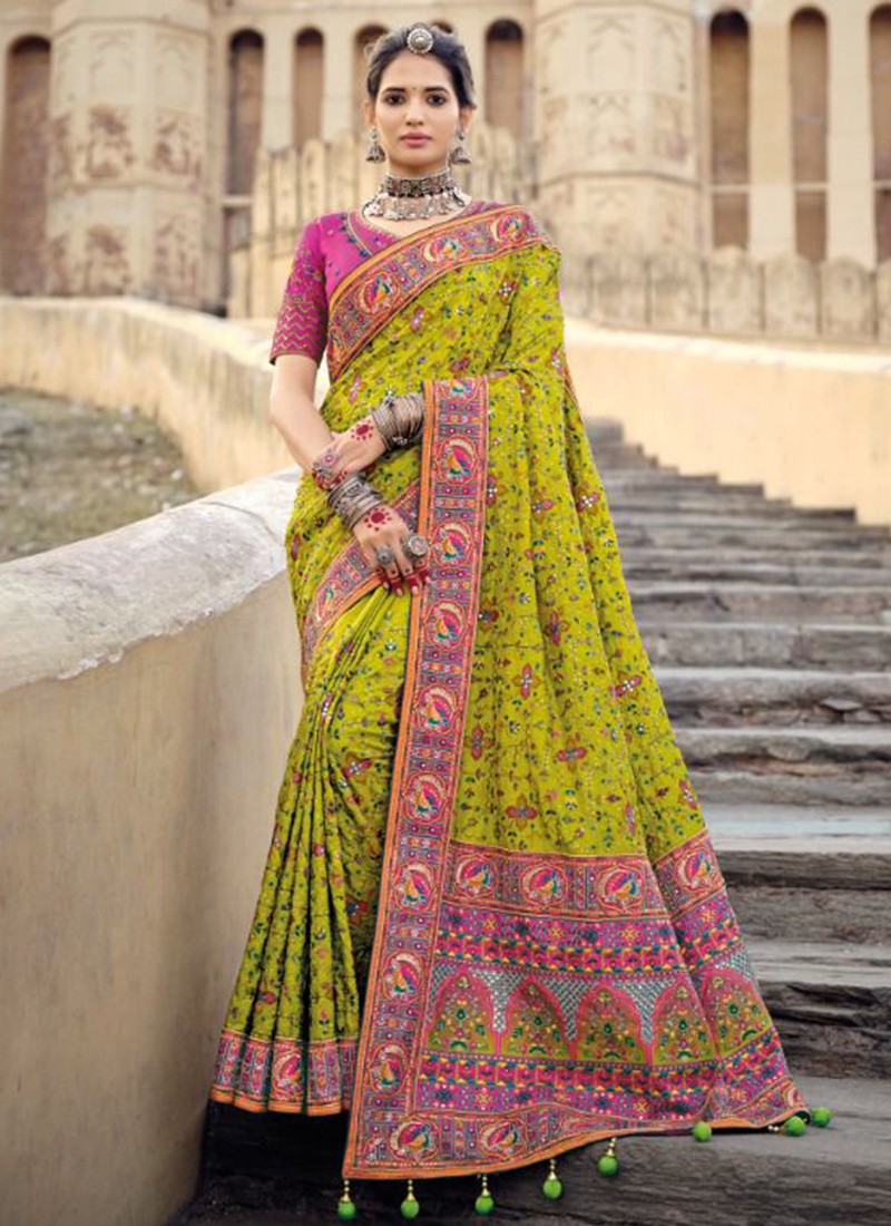 22 Gorgeous Brides in Sarees - Bridal Saree Styles