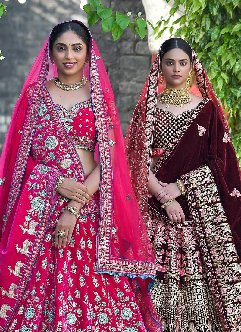 This Red Sabyasachi Lehenga Is The Latest Fad Among Brides & We're Loving  It | Latest bridal lehenga, Wedding lehenga designs, Sabyasachi lehenga  bridal