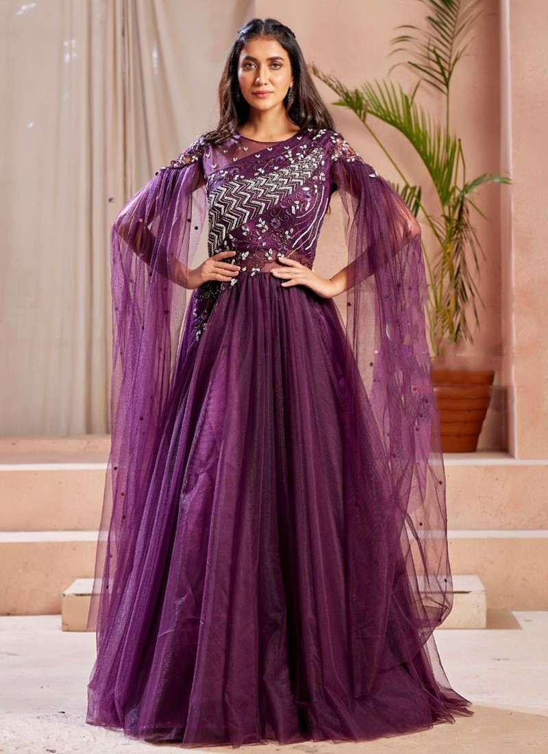 Sonal Chauhan Grey Net Gown Suit - L-40 | Party wear dresses, Fashion gowns,  Designer dresses indian