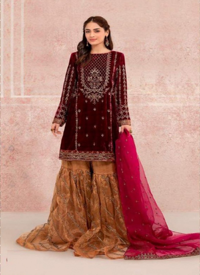 Deepsy Maria B Velvet Winter Festive Wear Velvet Pakistani Salwar ...