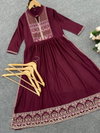 1073 Rayon Foil Print Bulk Kurti Orders in India