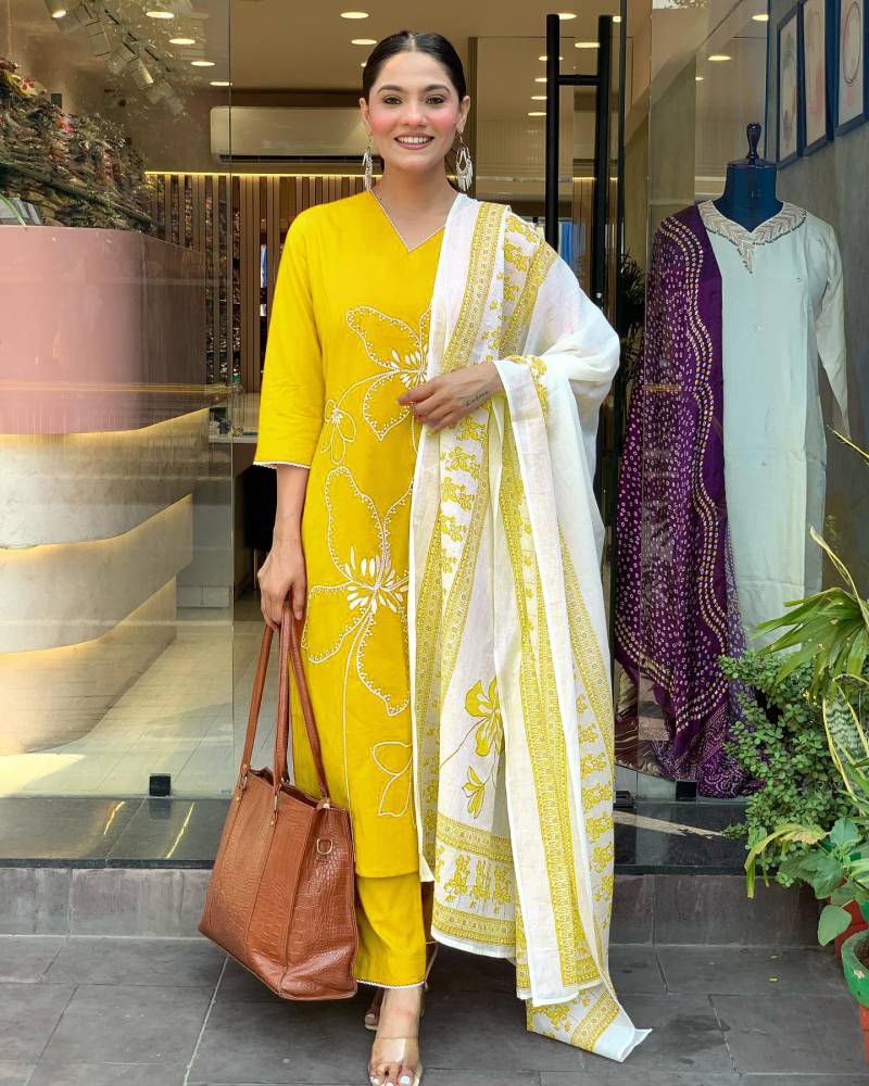 Vx 127 Viscose Chanderi Kurti Bottom With Dupatta Wholesale Clothing Suppliers In India