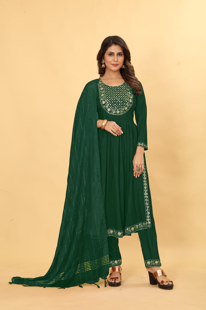Shamal Reyon Naira Cut Kurti With Bottom Dupatta Suplliers In India