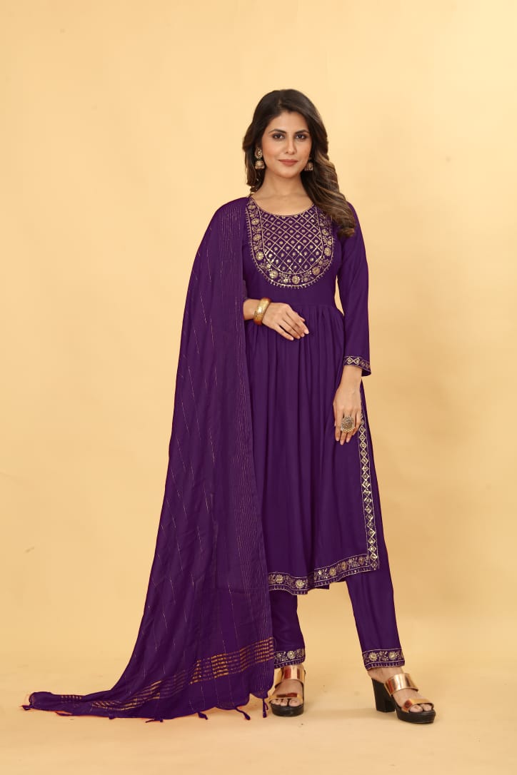 Shamal Reyon Naira Cut Kurti With Bottom Dupatta Suplliers In India