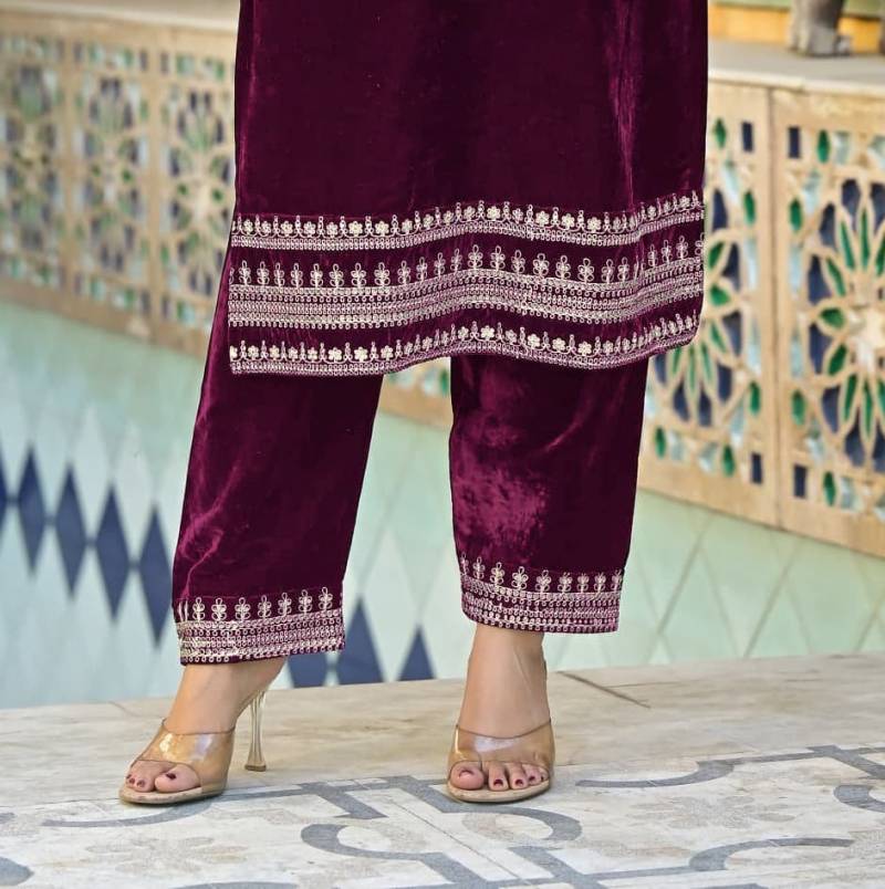 Makhmal By Afsana Velvet With Cording Work Readymade Wholesale Suppliers In Mumbai