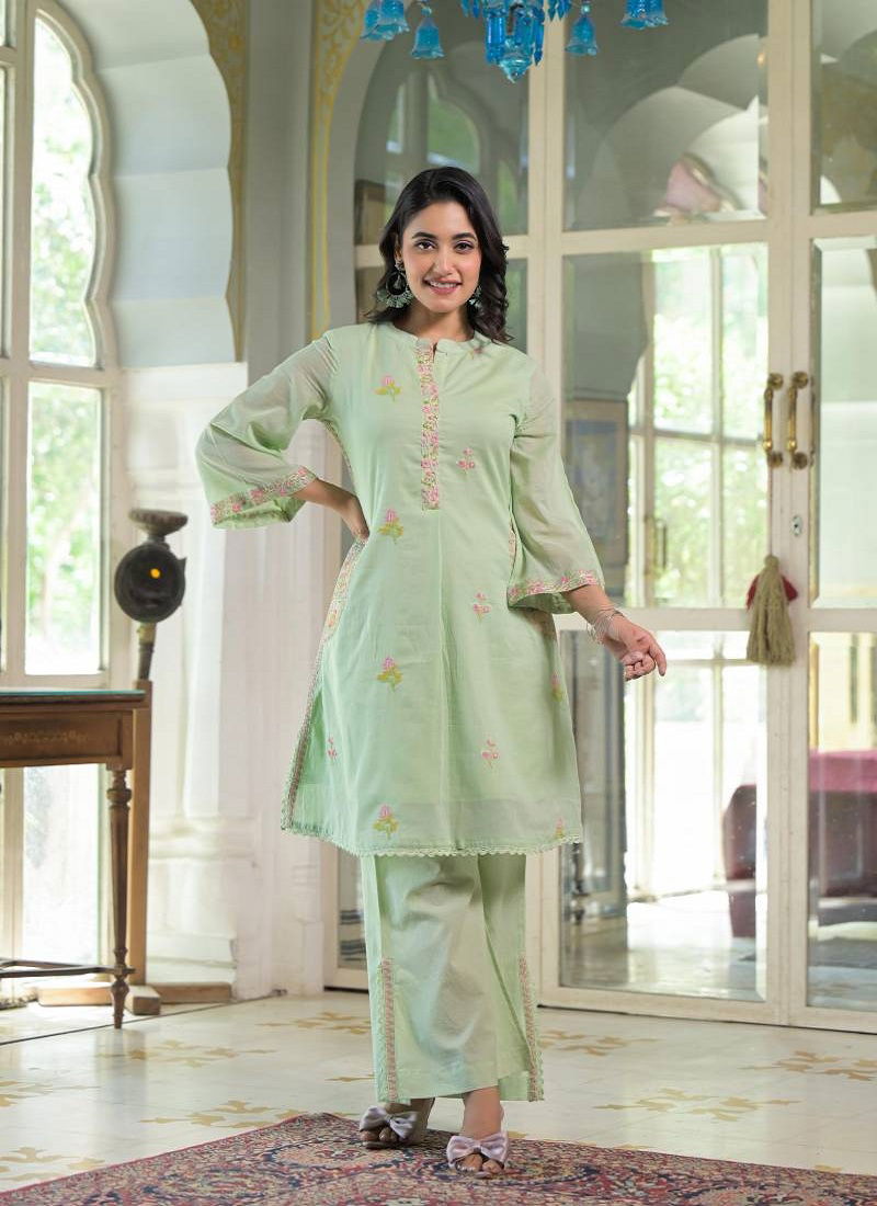 Tanyaa P 243 Mul Cotton Handwork Fancy Kurti With Bottom Orders In India