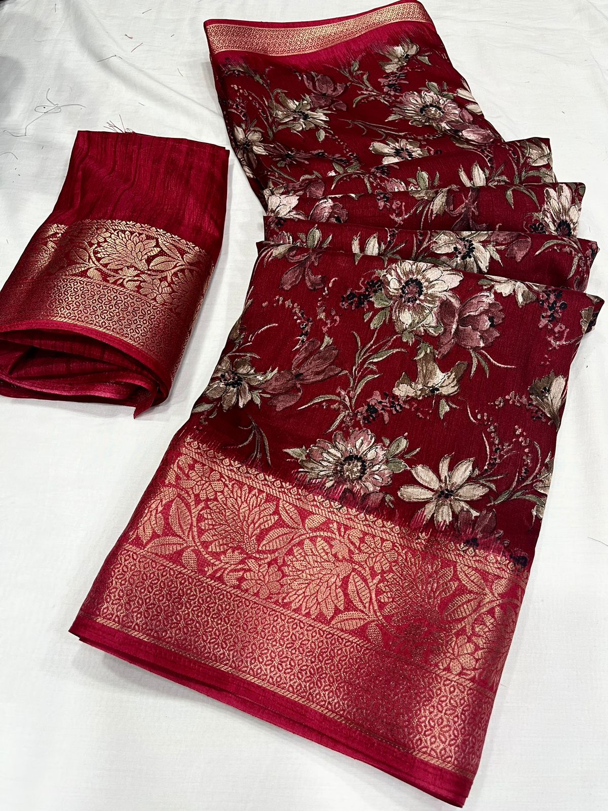 Wow Flower Print Non Catalog Designer Sarees
