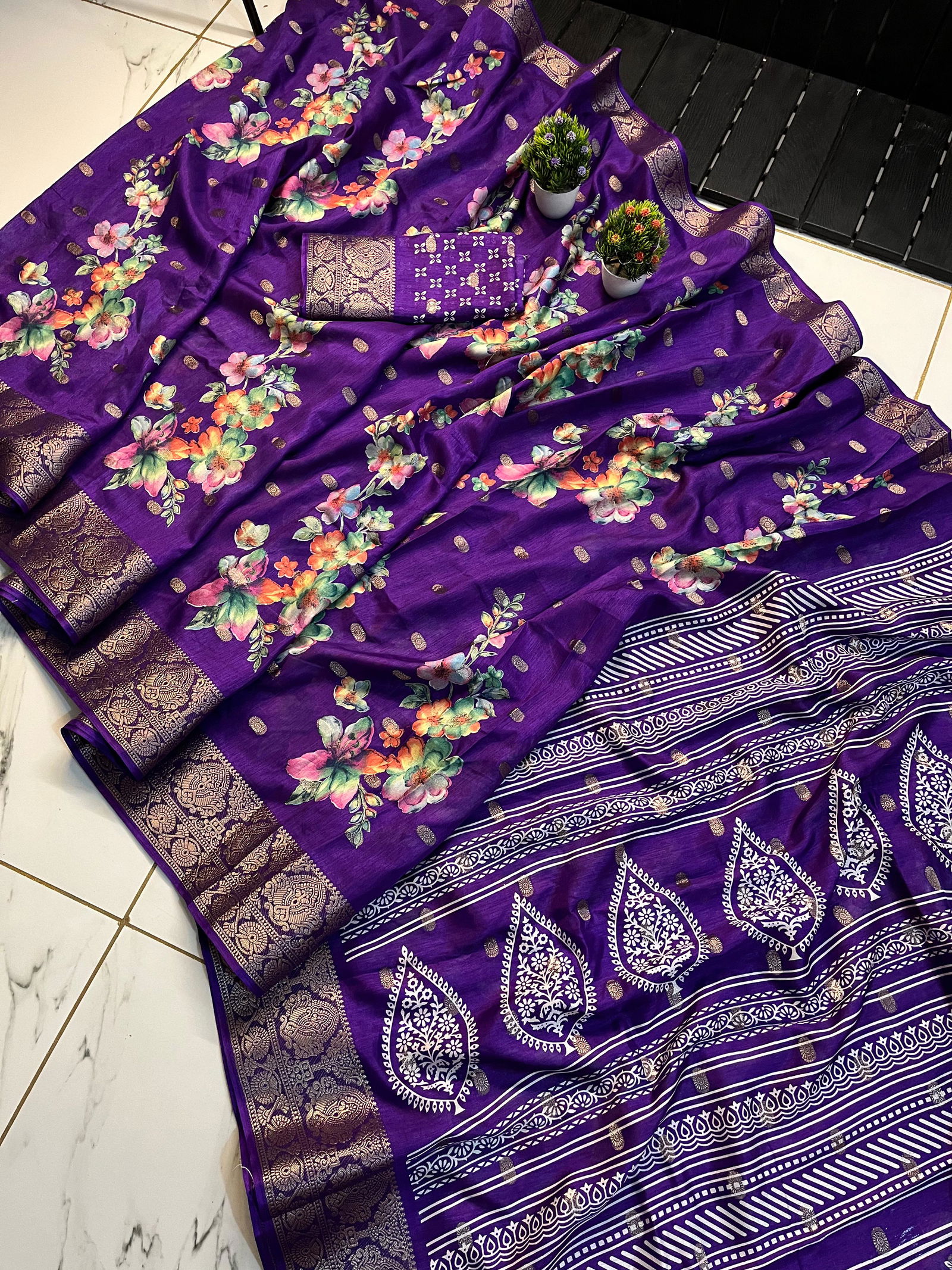 Wow Hit Flower Special Soft Dola Silk Sarees Orders In India