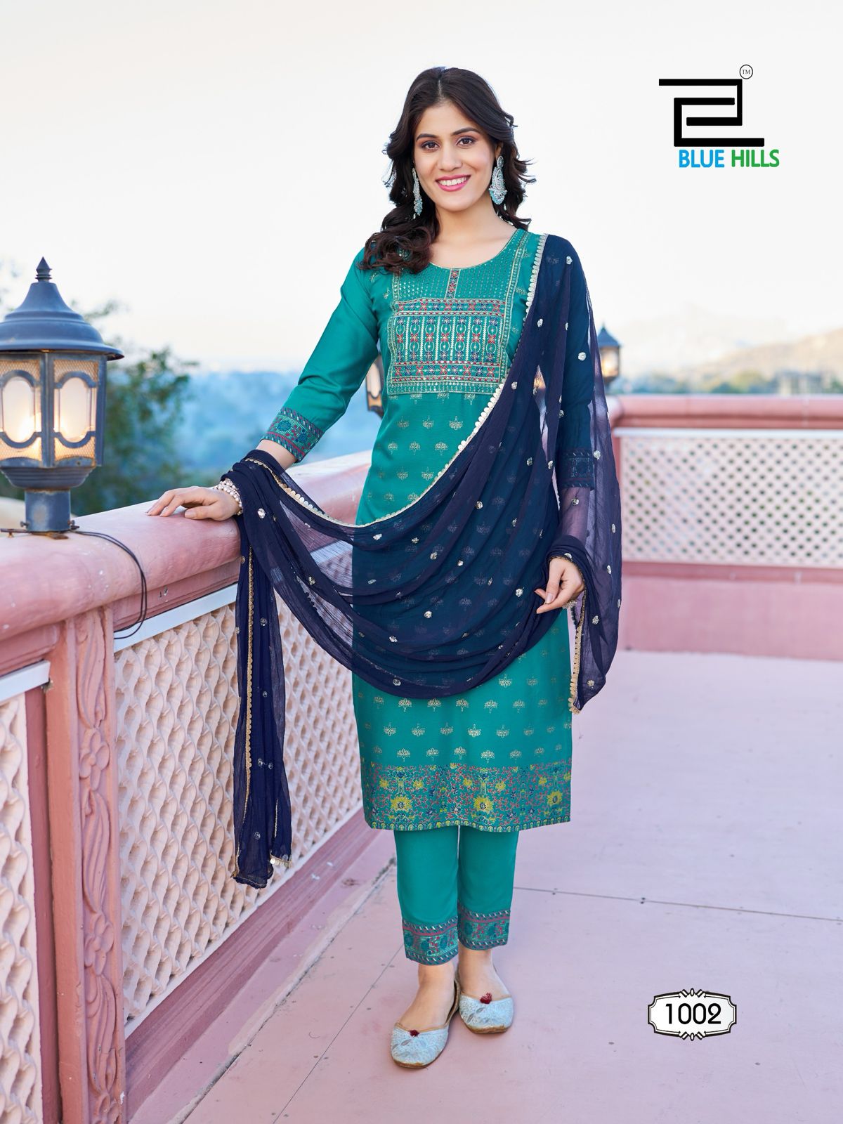 Shaandar By Blue Hills Foil Printed Kurti With Bottom Dupatta Wholesale Clothing Distributors In India
