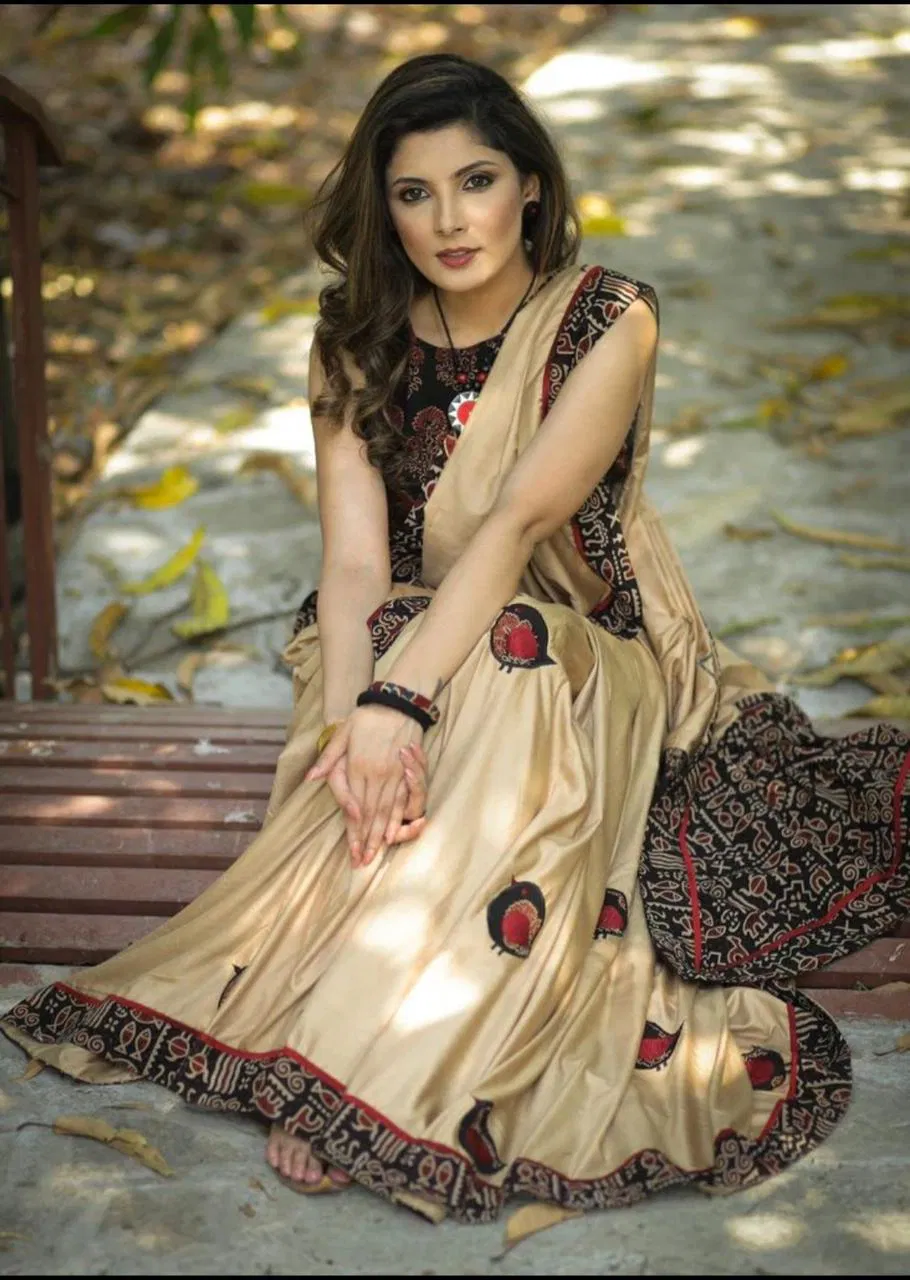 DF 85 Albela Silk Digital Printed Sarees Catalog