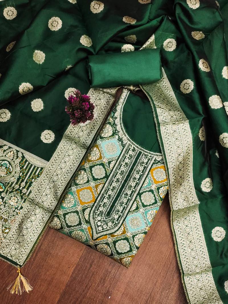 Color Set 9085 Beautiful Jacquard Dress Material Exporters In India
