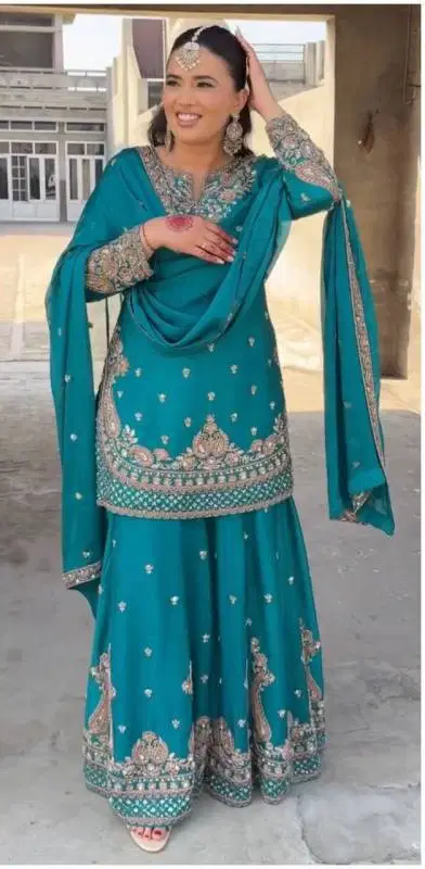 Luna Vol 38 Chinon Silk Embroidered Salwar Suits Wholesale Market In Surat