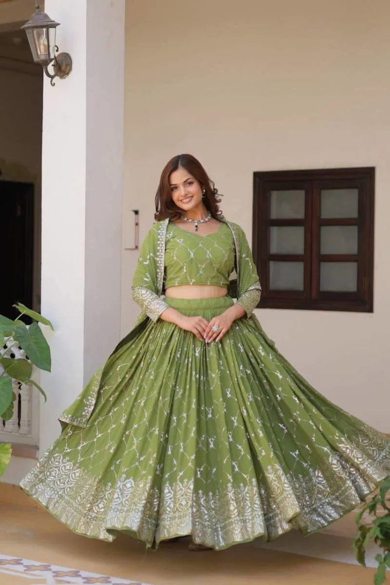 Sn 2335 Designer Embroidered Georgette Lehenga Choli Wholesale In India
