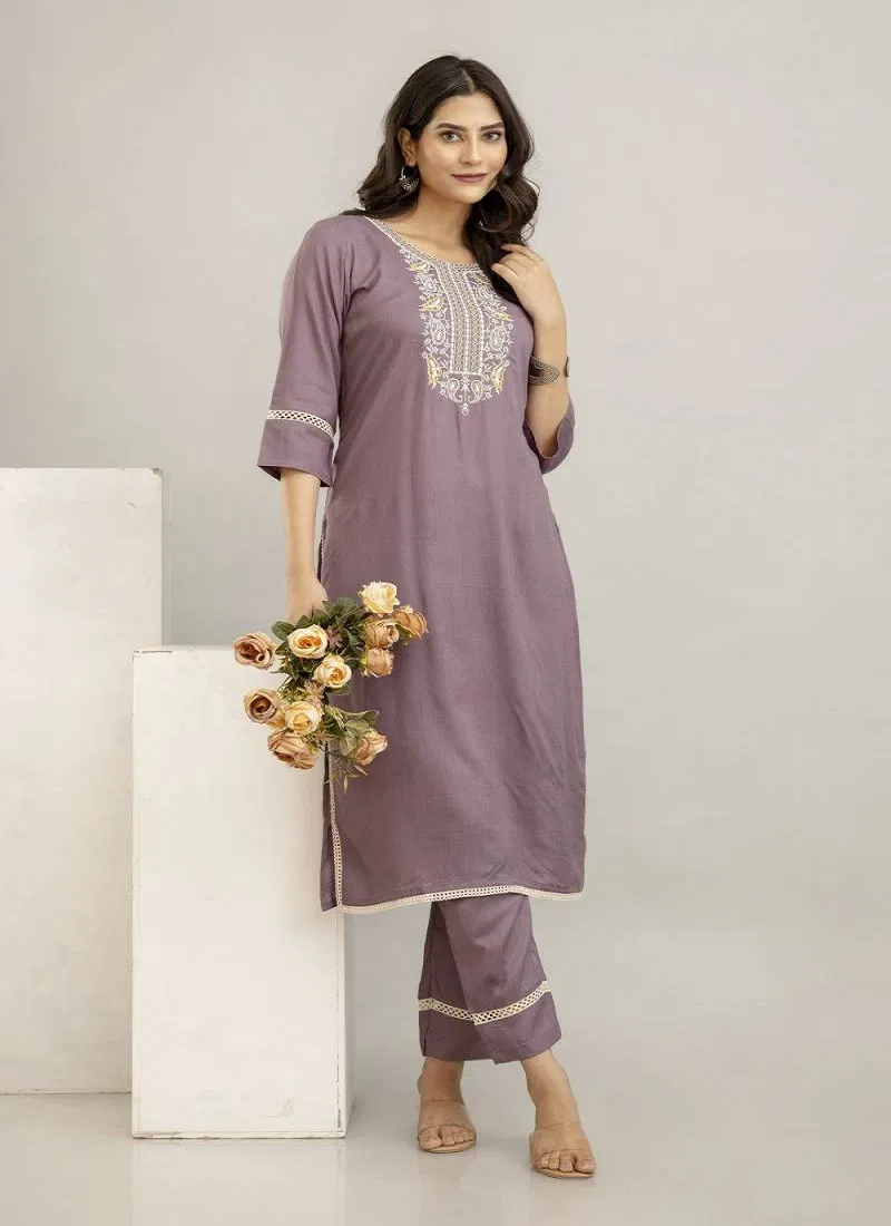Stylee Girl 16 Rayon Embroidered Kurti With Bottom Wholesale Suppliers In Mumbai