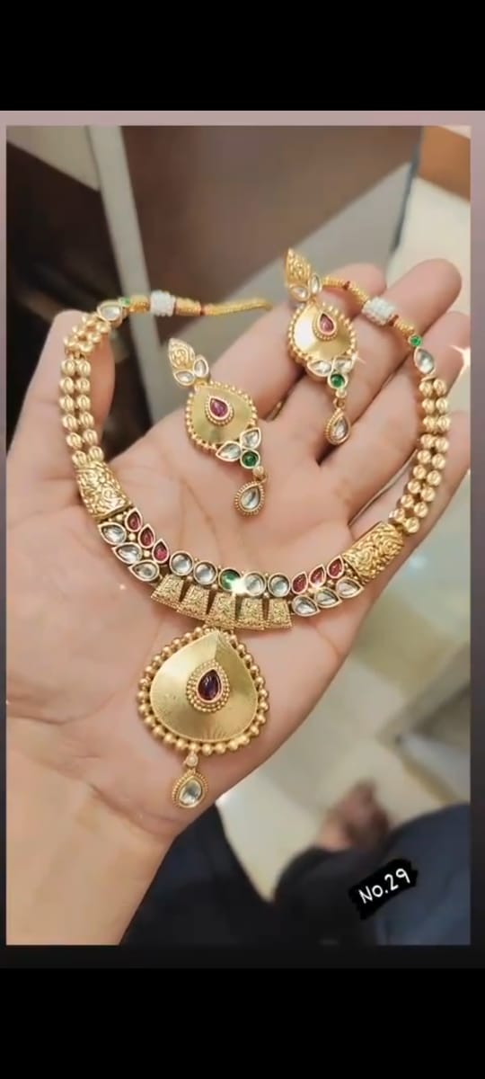 Accessories High Golden Antique Set Catalog
