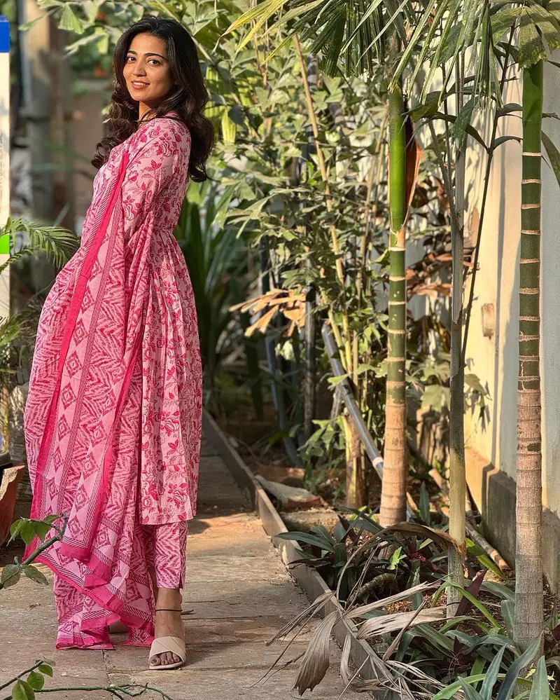 Vt Designer Kpd 9014 Alia Cut Cotton Printed Kurti With Bottom Dupatta Orders In India
