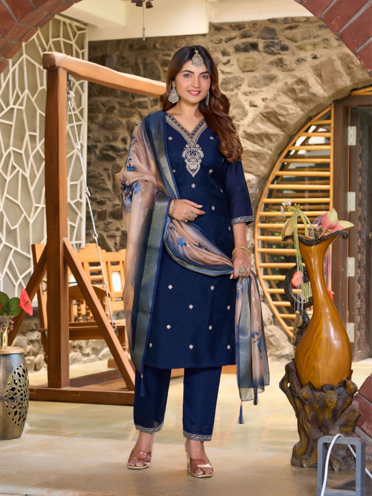 Hyundai By Aanchi Vichitra Shimmer Online Kurti With Bottom Dupatta Wholesale
