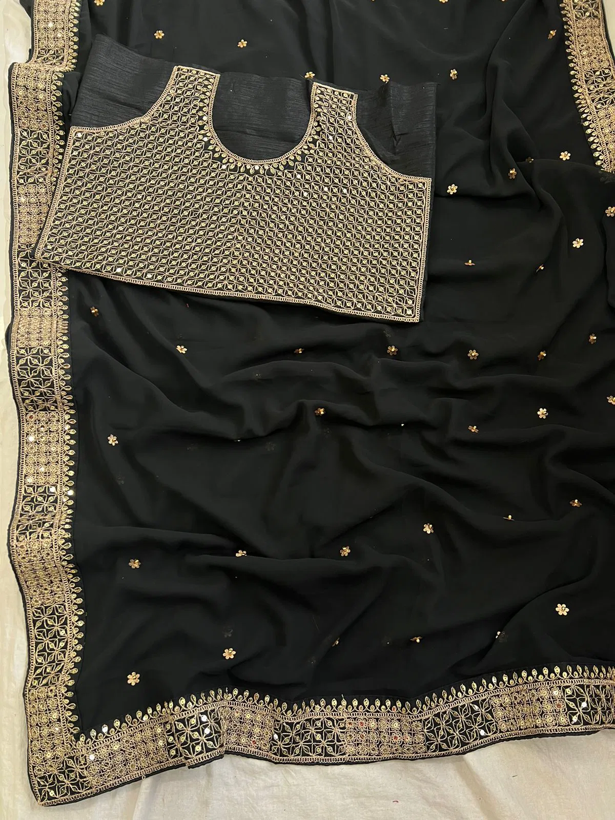 BT 381 Heavy Georgette Designer Sarees Wholesale Market In Surat