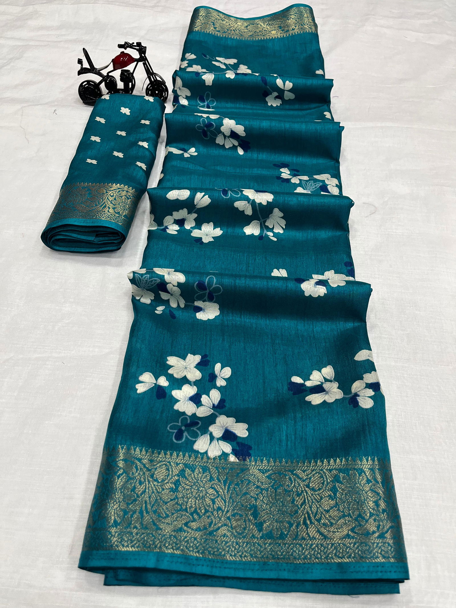 Wow Patola Special Dola Silk Sarees Wholesalers In Delhi