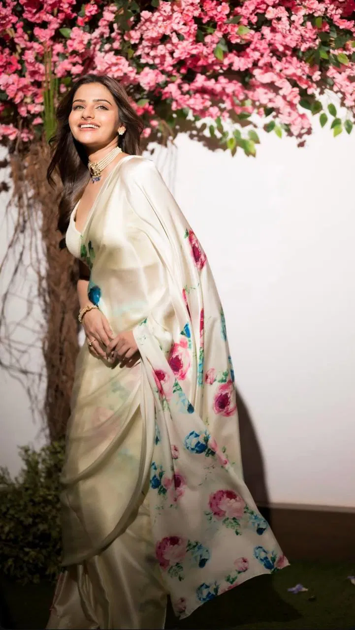 Sf Sizzler 4 Party Wear Satin Digital Printed Saree Wholesale Price In Surat