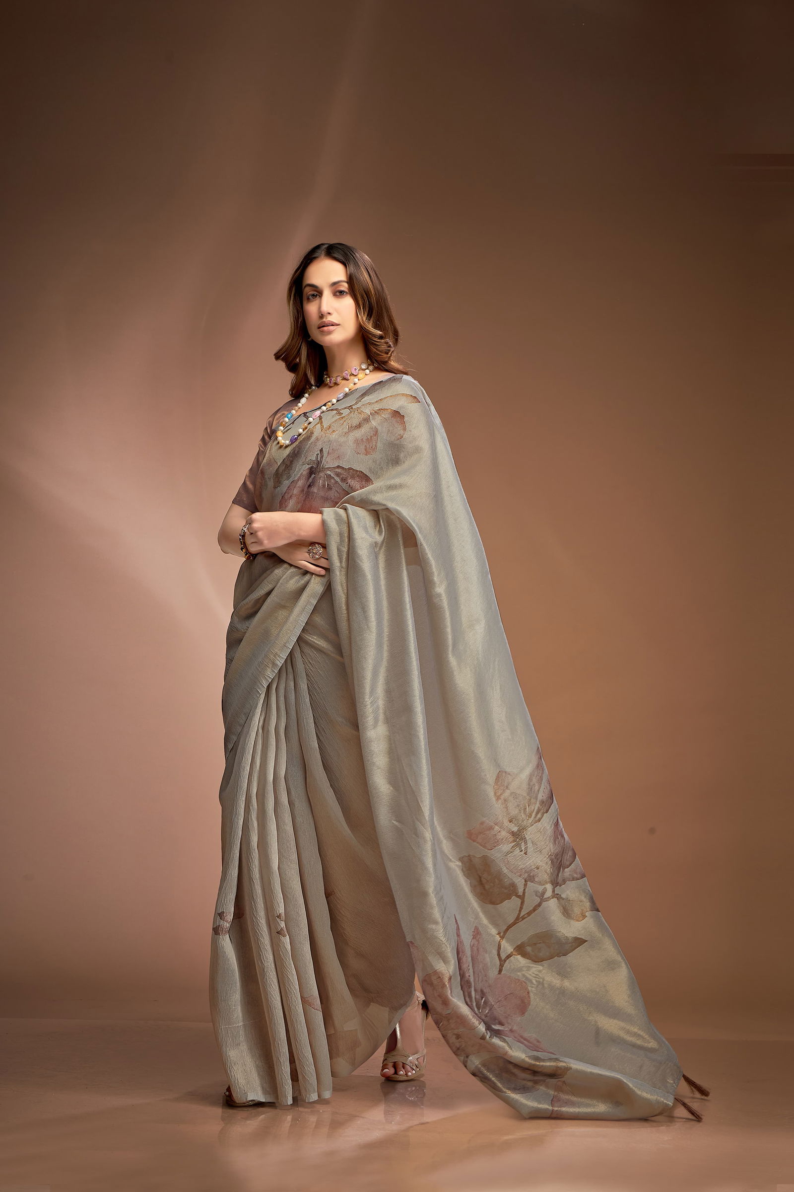 Royal Queen By Kala Jamun Crush Tissue Saree Wholesale Online