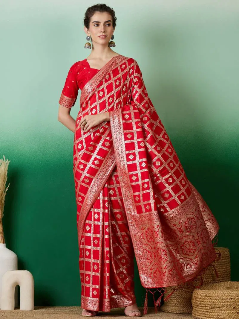 Color Set 8220 Traditional Wear Stylish Cotton Saree Wholesale Price In Surat