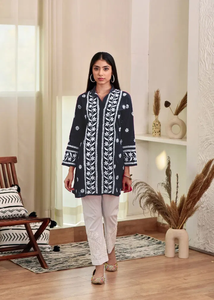 Taanvi 01 Rayon With Chikankari Embroidered Kurti Wholesale Online