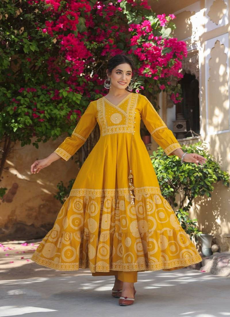 Tanyaa P 176 Mal Cotton With Hand Work Readymade Suppliers In India