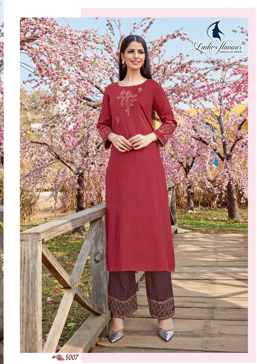 Ladies Flavour Ginni 3 Ethnic Wear Rayon Embroidery Kurti With Bottom Collection
