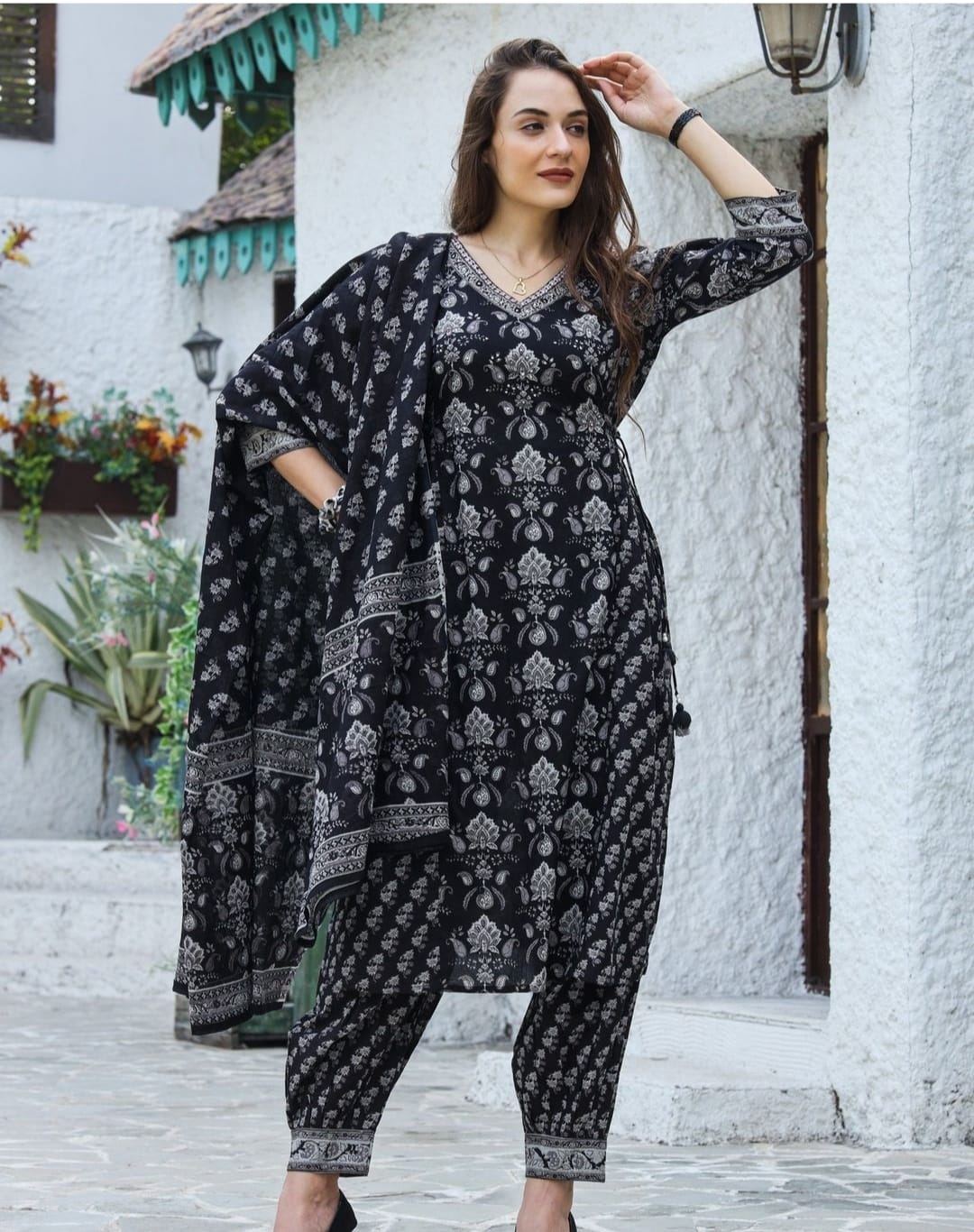 Kalaai Fashion Cotton Embroidery Kurti With Bottom Dupatta Wholesalers In Delhi