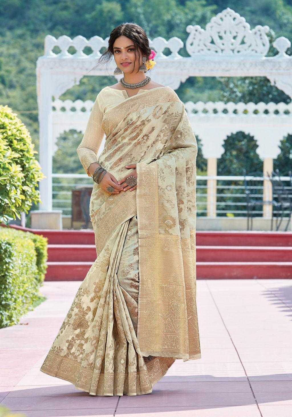 Sangam Avyukta Wedding Wear Linen Zari Weaving Work Designer Saree Collection