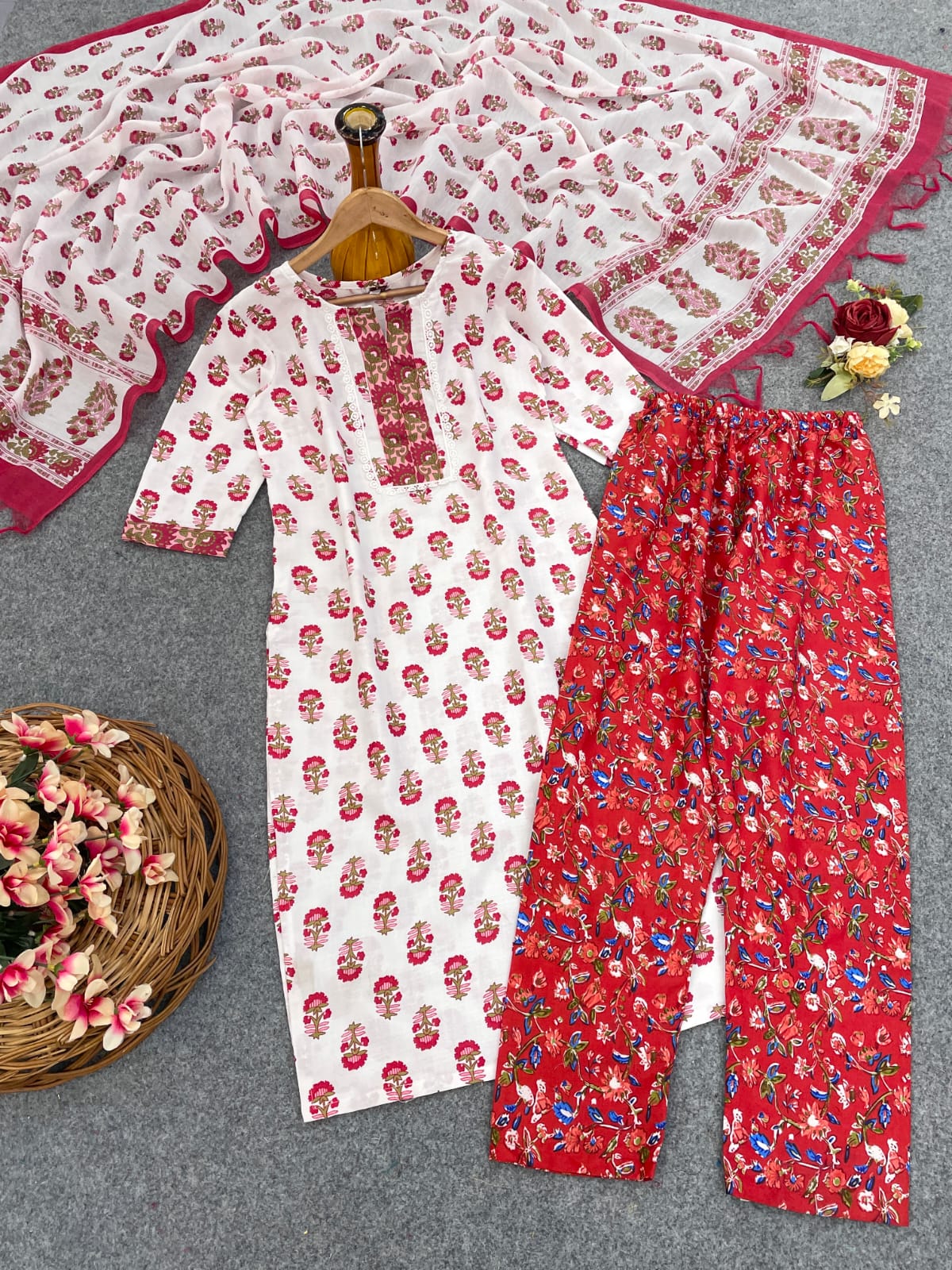 Shamal Printed Cotton Blend Kurti With Bottom Dupatta Suppliers In India
