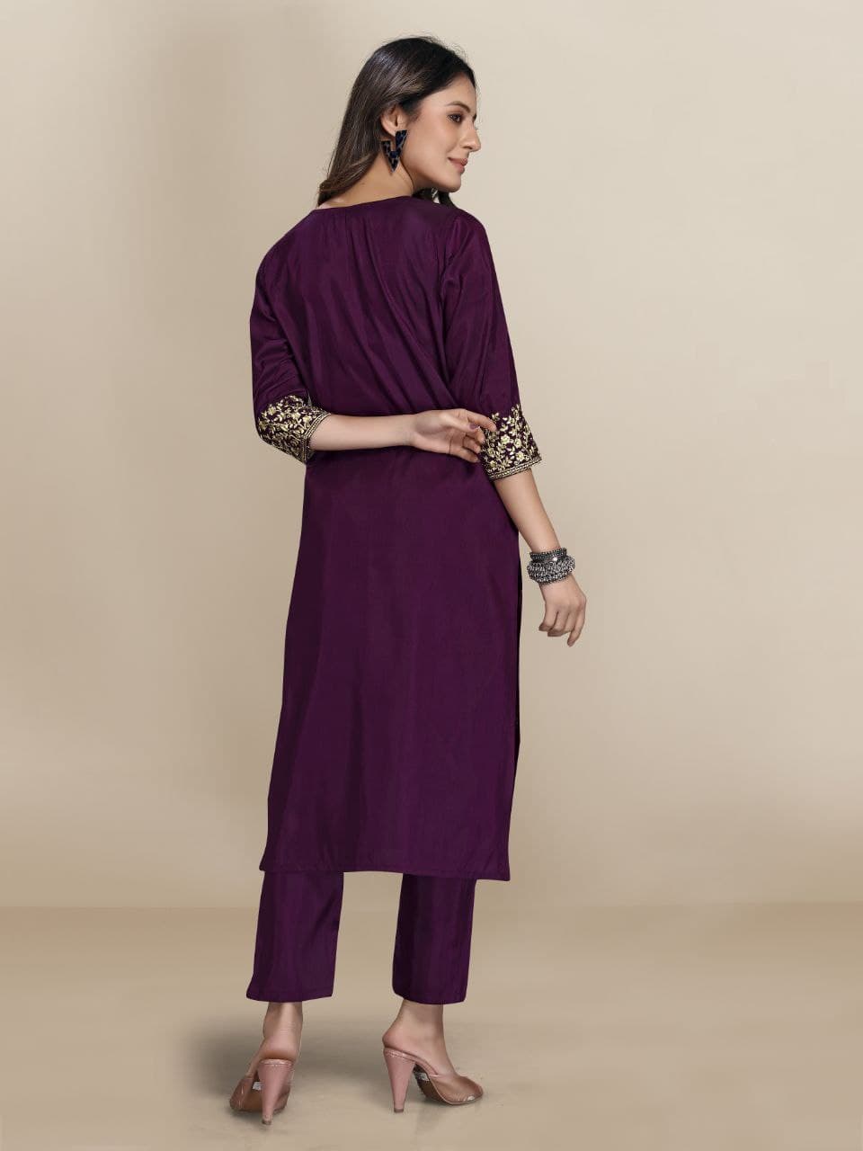 Gng 1127 Ethnic Wear Lycra Silk Kurti With Bottom Collection