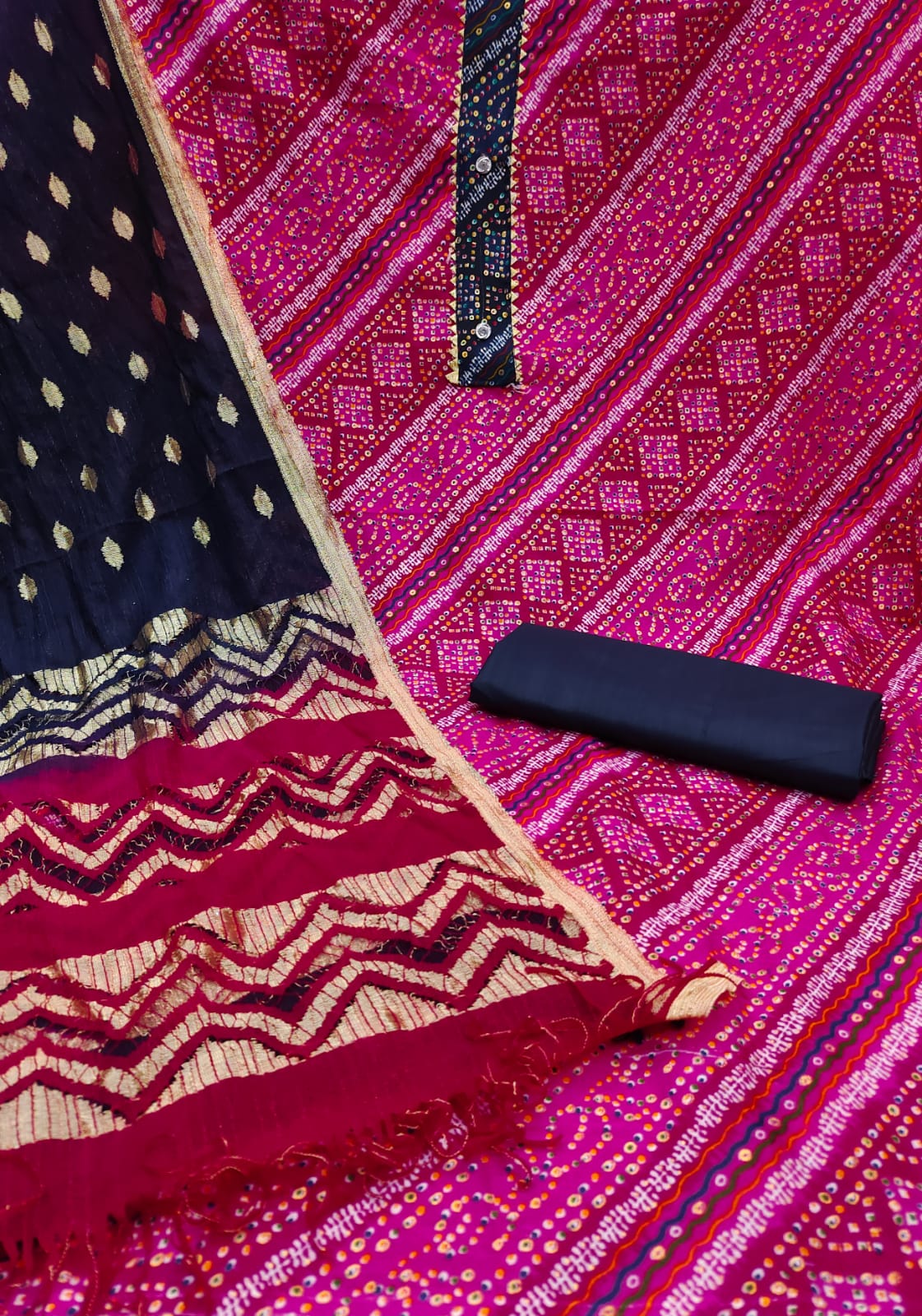 Rnx Cotton Foil Mill Print 2 Fancy Festive Wear Cotton Fancy Dress Material