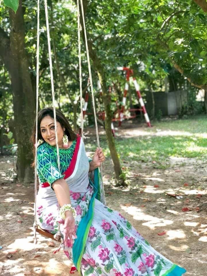Mg 211 Linen Digital Print Designer Saree catalog