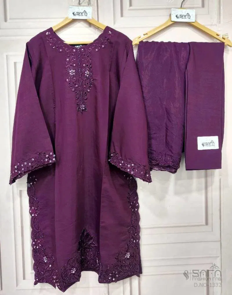 Safa Fashion Fab 1332 Cotton Blanded Pakistani Ready Made Suit Best Wholesale Shop In Surat