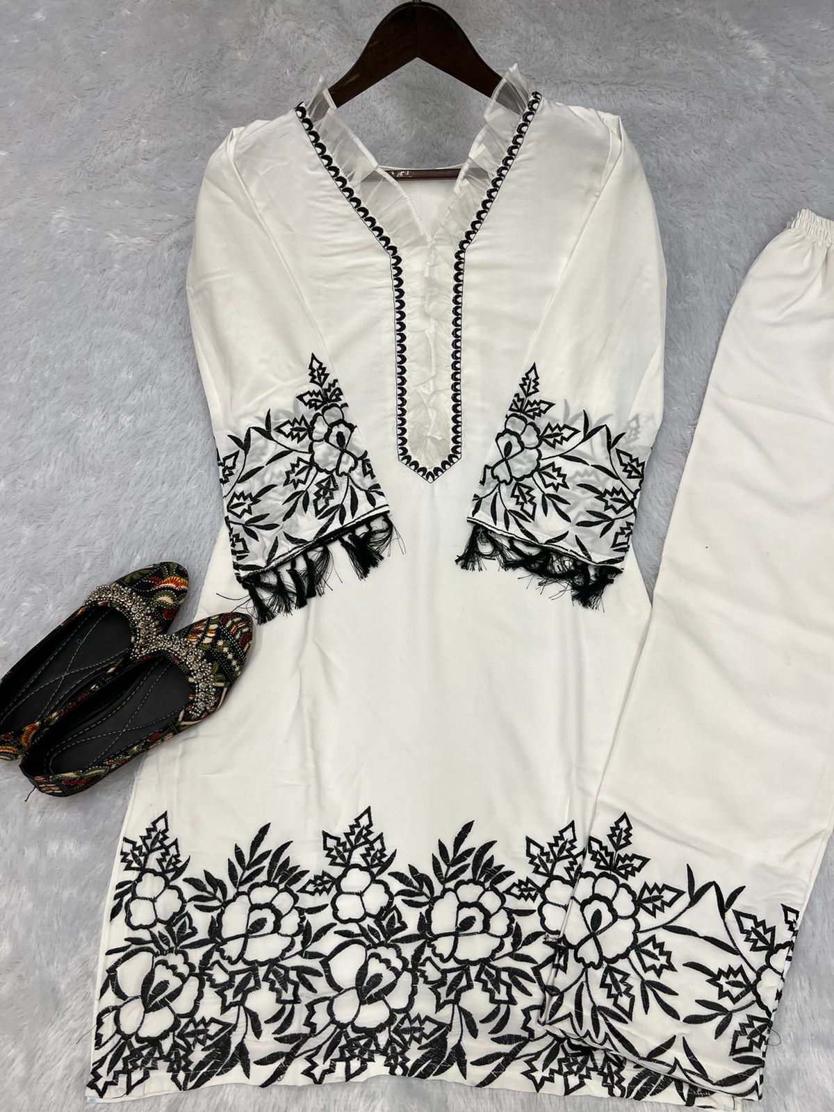 LG 1680 Exclusive Fiona Silk Short Kurti With Bottom Catalog
