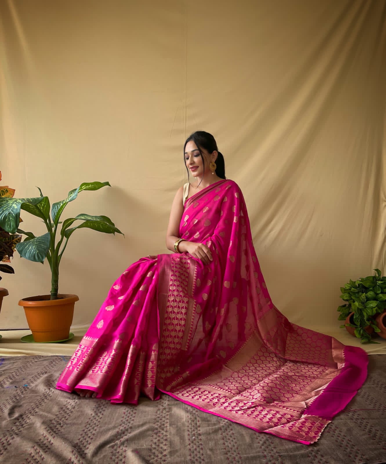 Bt 55 Festive Wear Designer Fancy Weaving Soft Cotton Saree Collection
