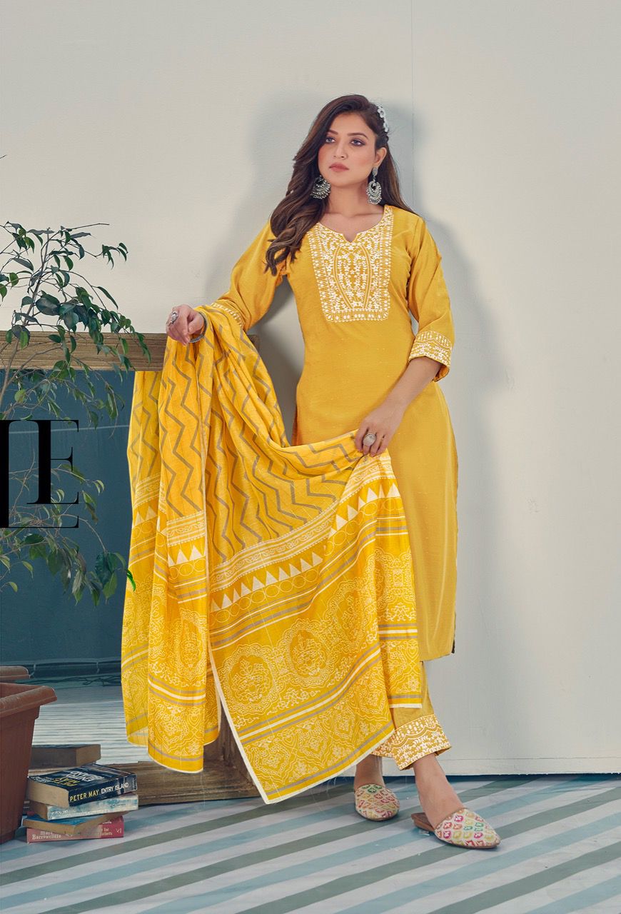 Riya Glamorous New Exclusive Wear Fancy Designer Heavy Ready Made Collection