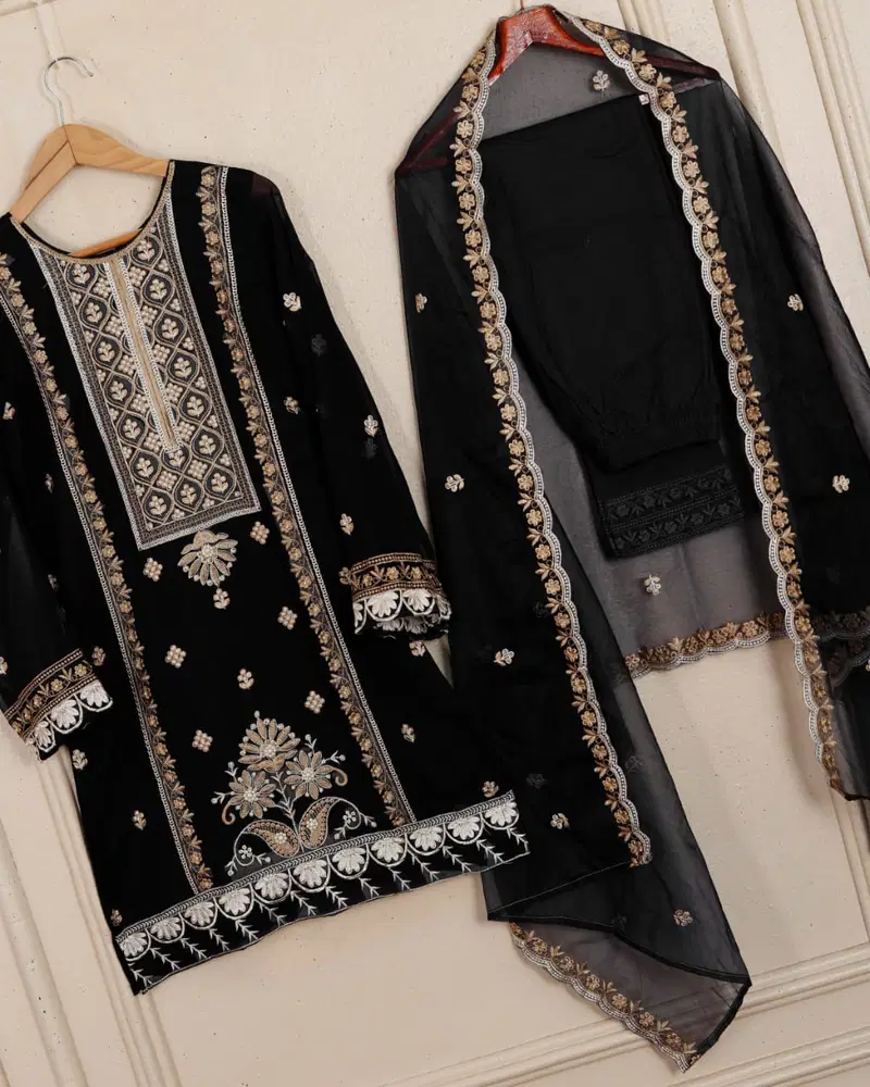 Halimacreation Kids Dn 04 Pakistani Salwar Suits Kids Wear Wholesale Online