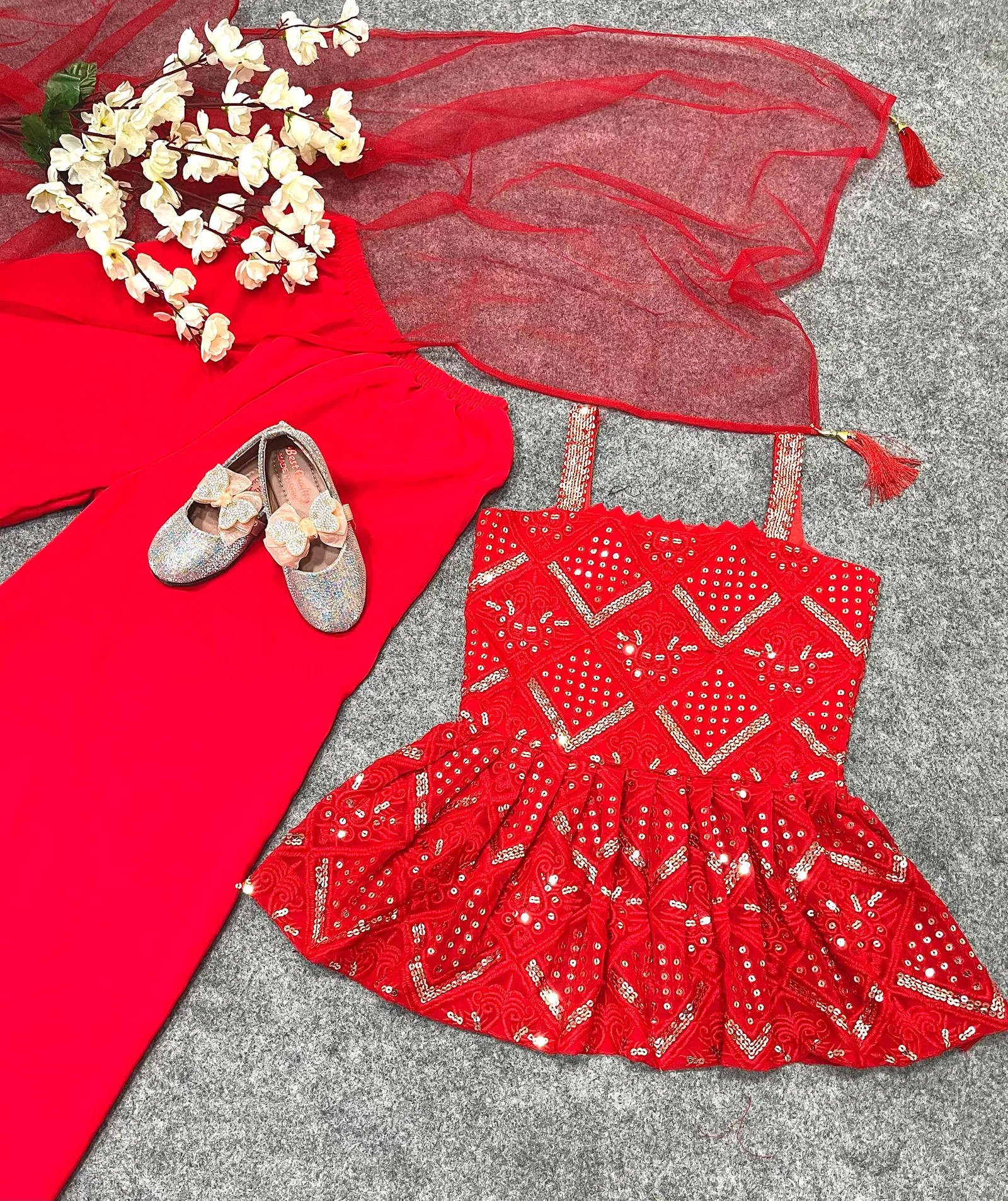 Oc 117 Kids Kediya Style Top Sharara With Dupatta Girls Wear Catalog
