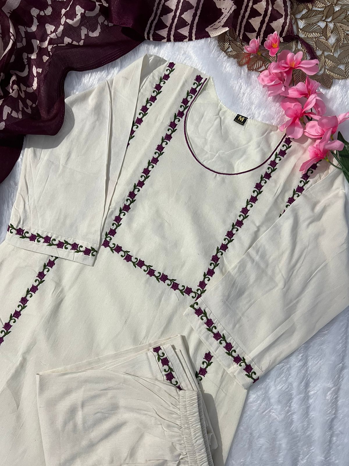 VT Designer Embroidery Khadi Cotton Kurti With Bottom Dupatta Exporters In India