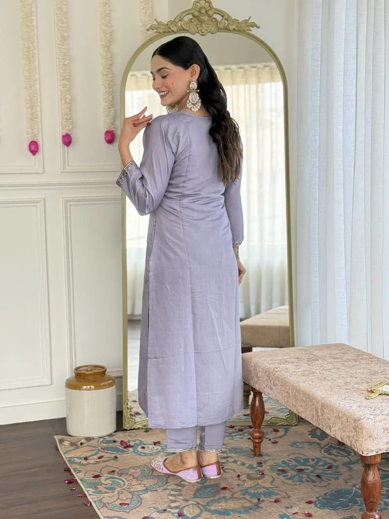 Grace 1 Chanderi Silk Embroidered Kurti Bottom With Dupatta Wholesalers In Delhi