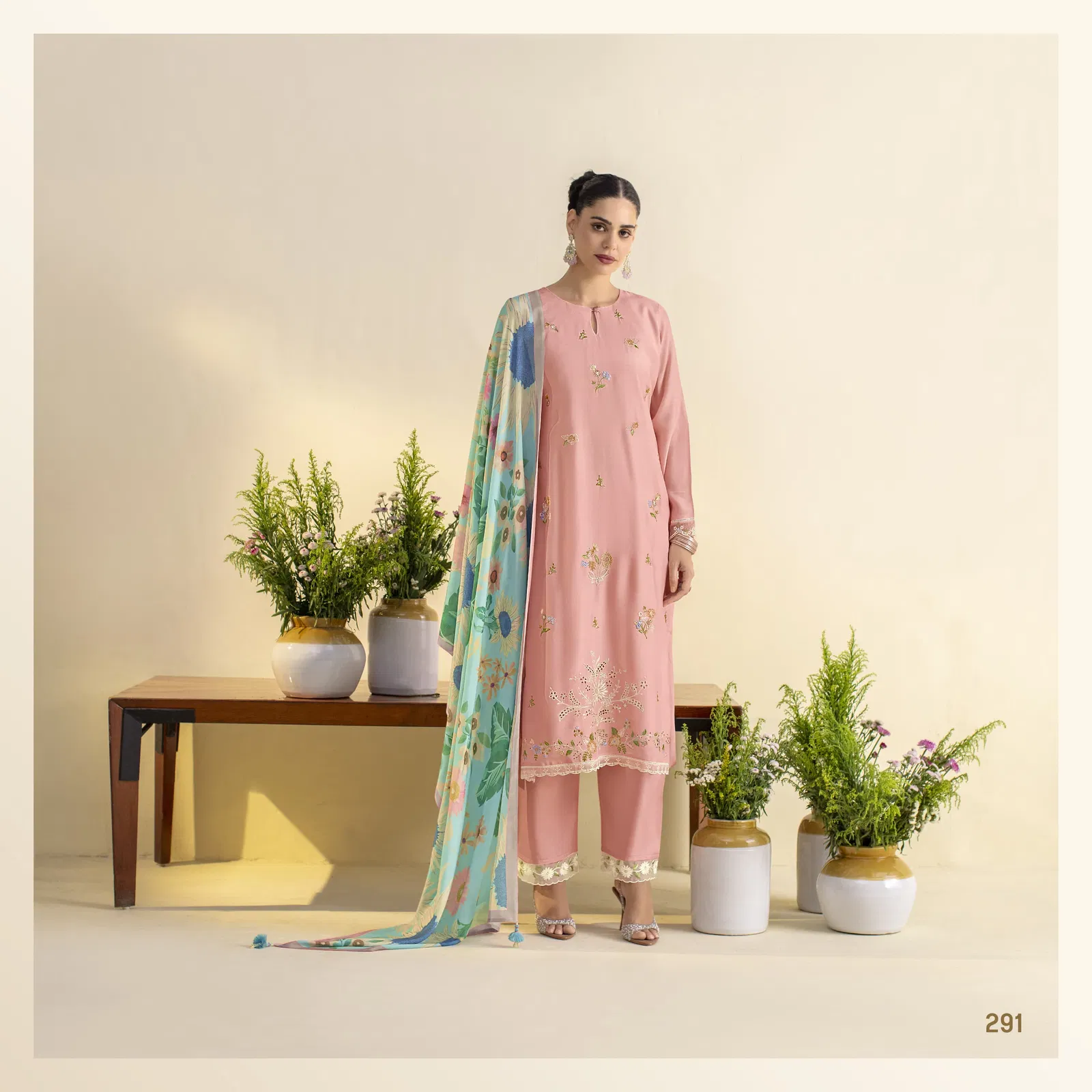Surajmukhi Vol 22 By Kimora Sohani Lawn Salwar Suits Orders In India