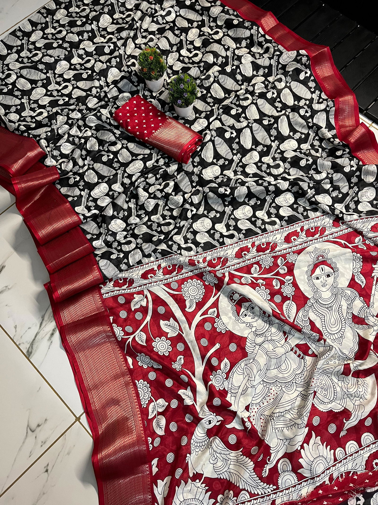 Wow Tabla And Dholak Printed Dola Silk Wholesale Saree In India