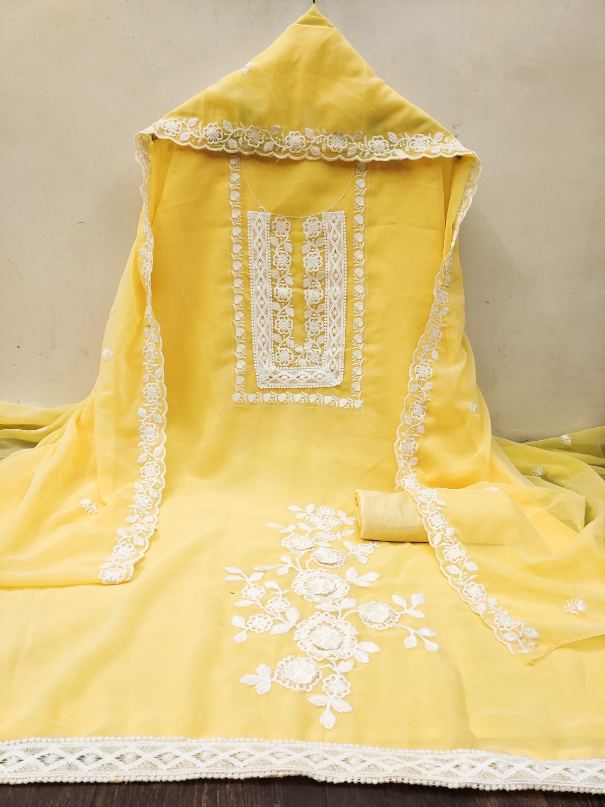 DS Designer Work Georgette Non Catalog Dress Material
