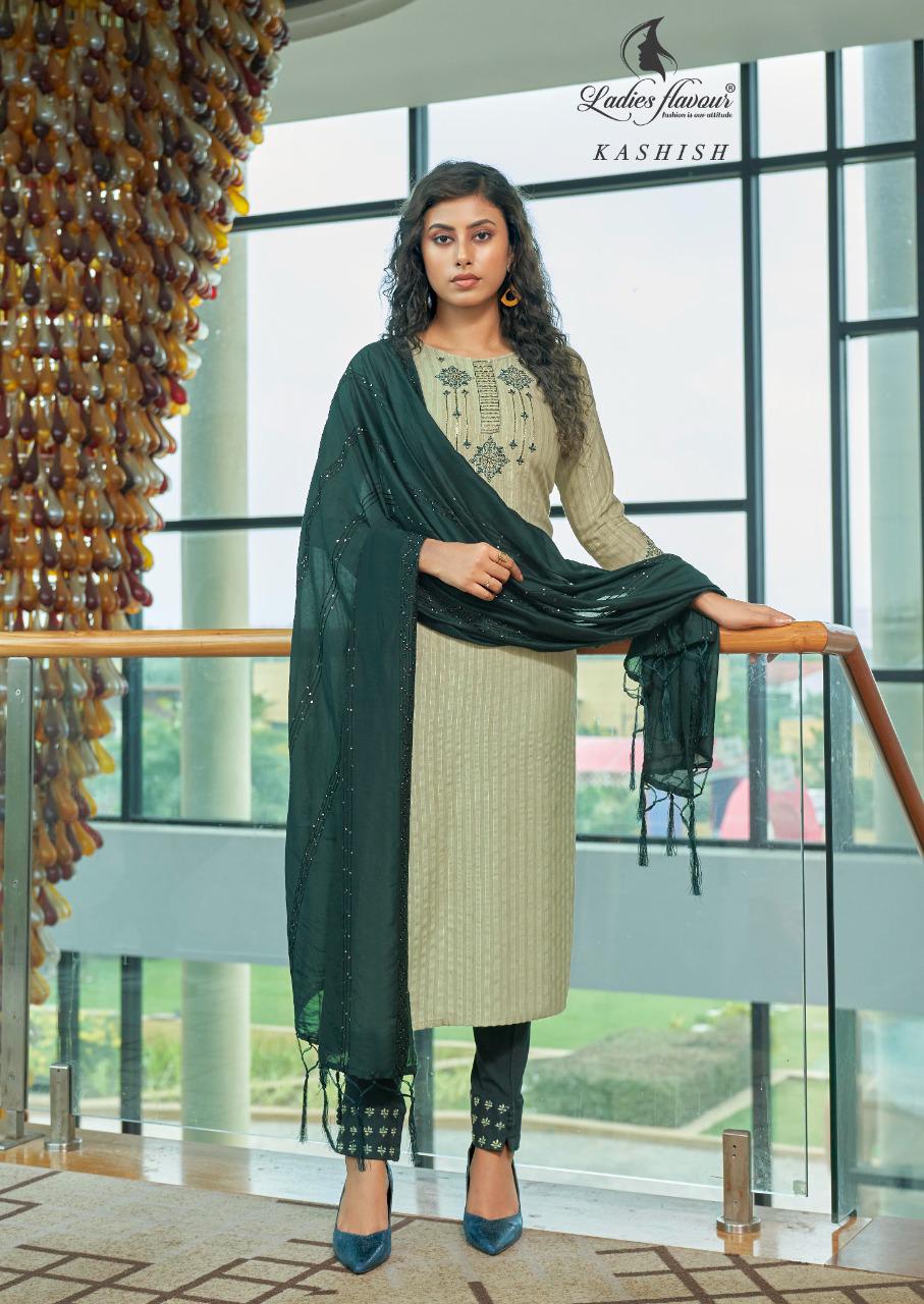 Ladies Flavour Kashish Fancy Festive Wear Heavy Rayon Weaving pattern Ready Made Collection
